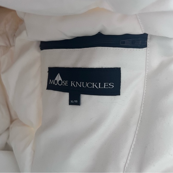 Moose Knuckles Stirling Parka - Picture 6 of 9